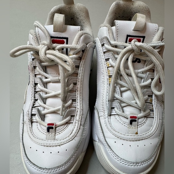 White Fila Chunky Sneakers | Size 7 | Vintage Style | Great Condition - Picture 11 of 17